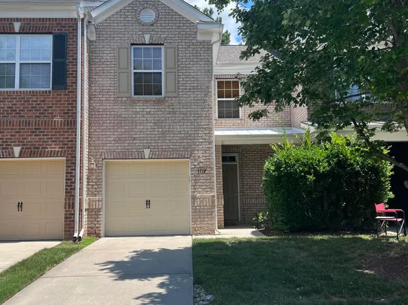 1719 Whirlaway Ct, Cary, NC 27519