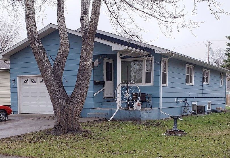 1st image of 1017 S 12th St #A
