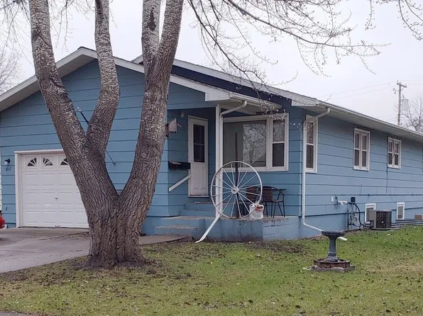 1017 S. 12th Street, 1017 S 12th St #A, Grand Forks, ND 58201