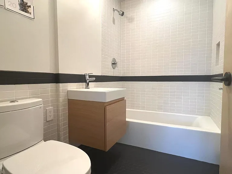 145 Willow St #2 — Photo 12