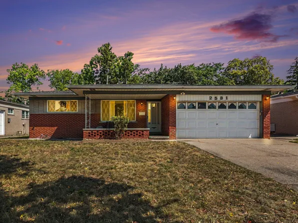2531 Grace Dr, Warren, MI 48091