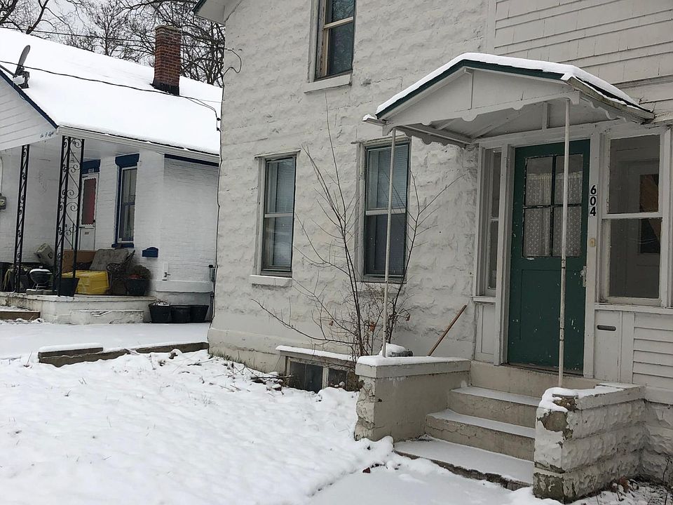 2nd image of 604 Pioneer St