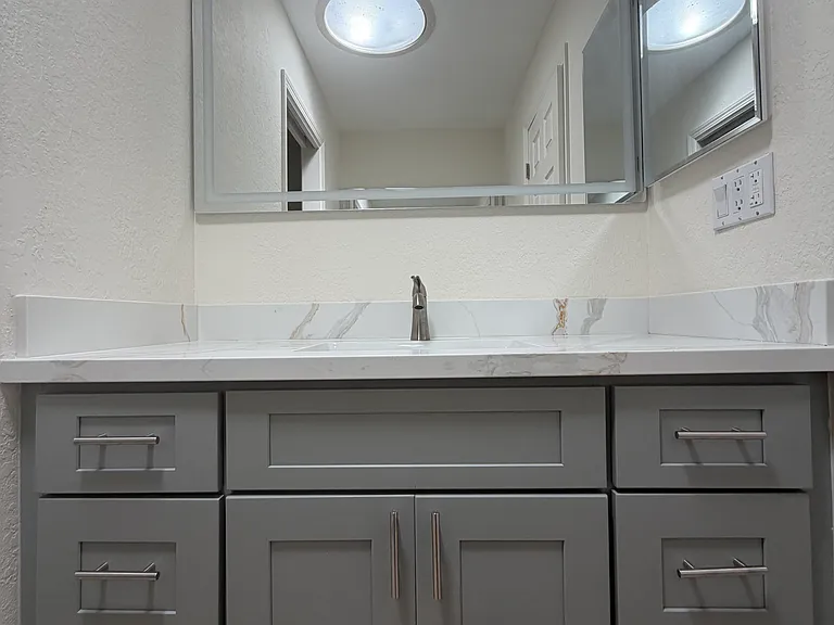 186 Beach Park Blvd — Photo 12