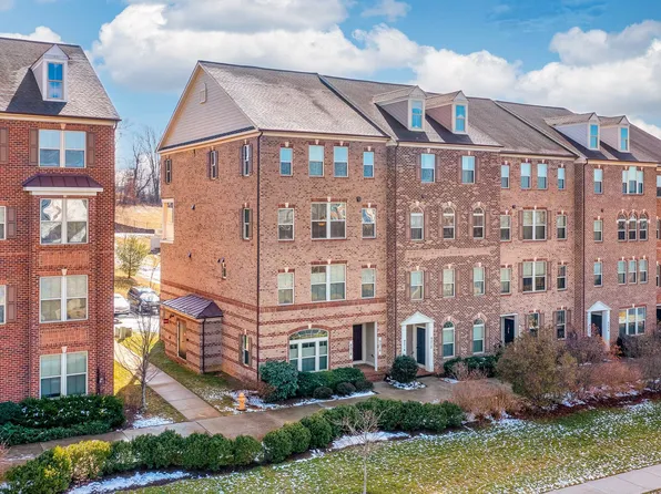 9216 Landon House Way, Frederick, MD 21704