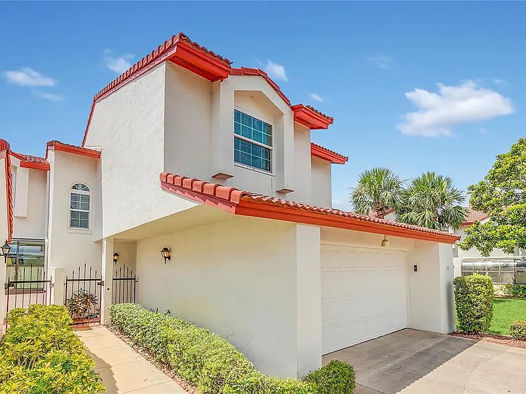 136 Florida Shores Blvd — Photo 2