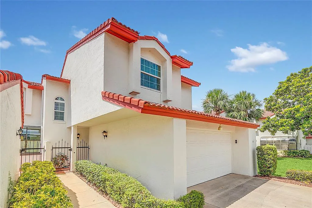 Building Photo - 136 Florida Shores Blvd