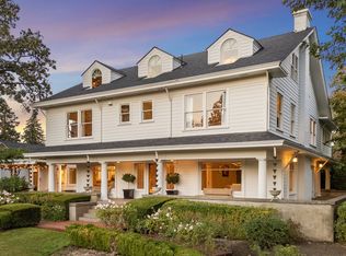 2465 Fairmount Blvd, Eugene, OR 97403