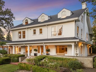 2465 Fairmount Blvd, Eugene, OR, 97403