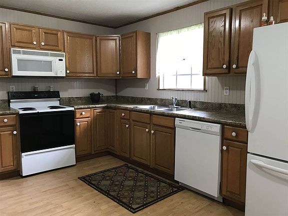 4th image of 3880 Rolling Brook Cir NE