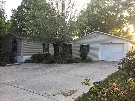 2nd image of 18144 Sams Branch Ln