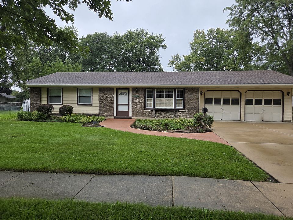 1st image of 516 Bahama Ln
