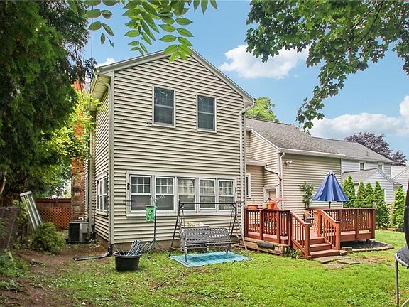 3rd image of 38 Kiniry Dr