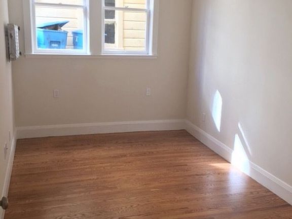 5th image of 1610 Leavenworth St APT 13
