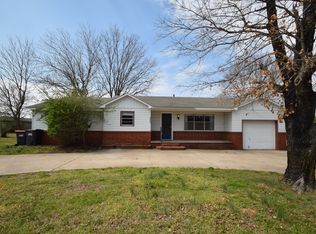 2544 Butterfield Coach Rd, Springdale, AR 72764