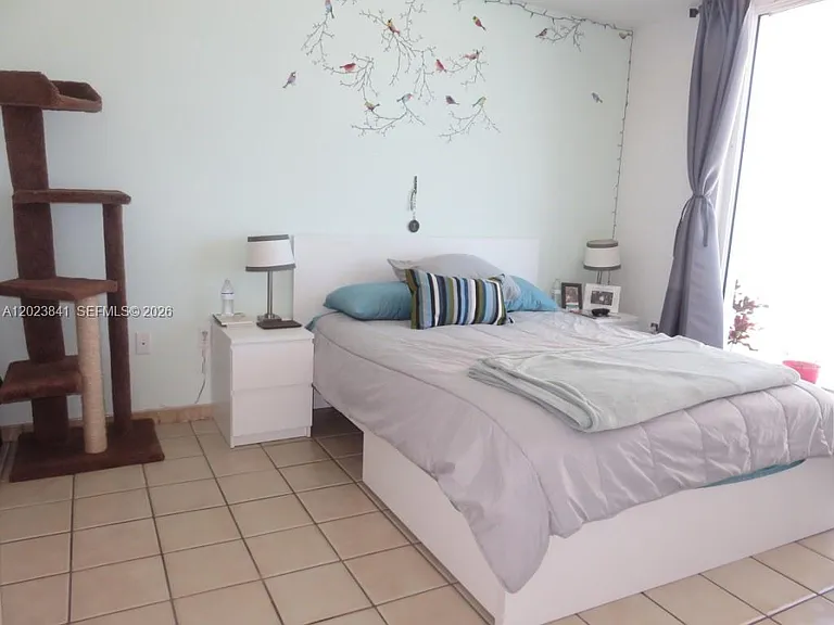 2457 Collins Ave #1602 — Photo 12