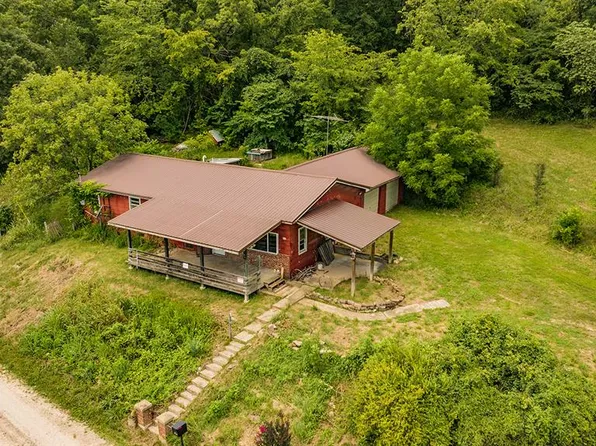 2164 Wayne 220 Rd, Silva, MO 63964