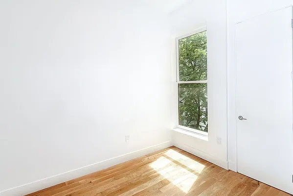 Rented by Aegis Realty Management Corp | media 23