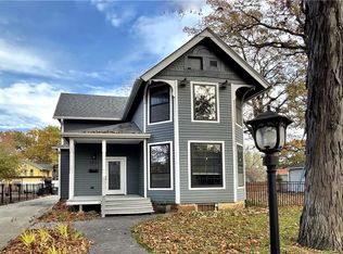 1021 26th St, Des Moines, IA 50311