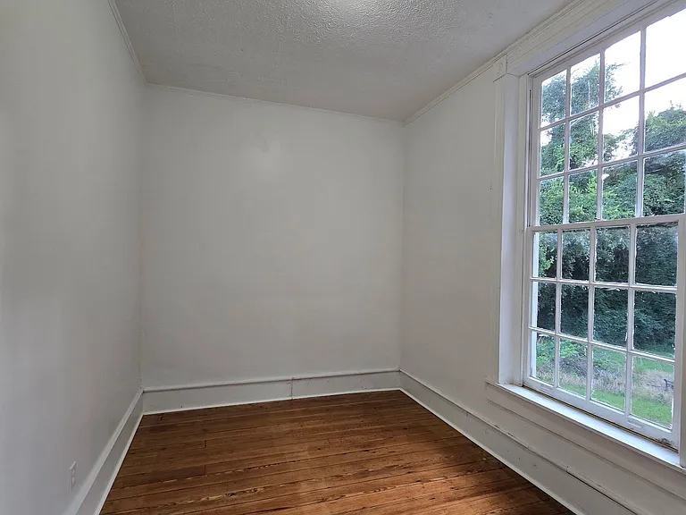 105 Harding St #1 — Photo 10