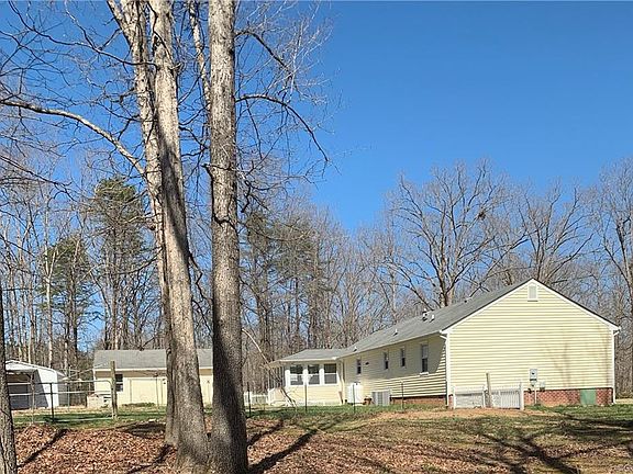 5th image of 2805 Huguenot Trl