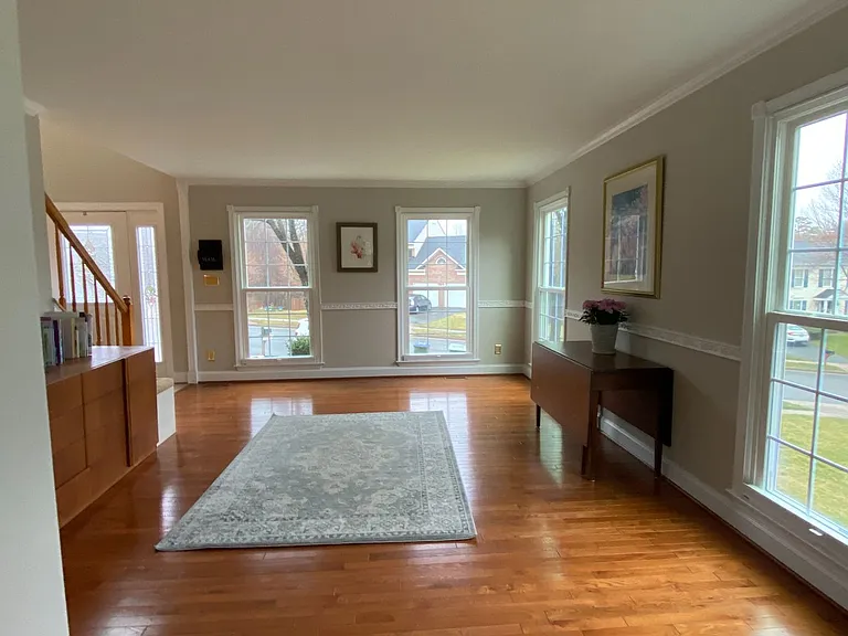 2 Eastbrook Ct — Photo 5
