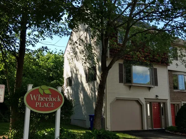 105 Wheelock St, Manchester, NH 03102