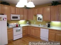 5th image of 20543 Eastview Ave