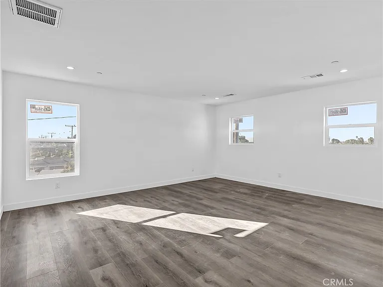 1231 1/2 S Rowan Ave #1/2 — Photo 24