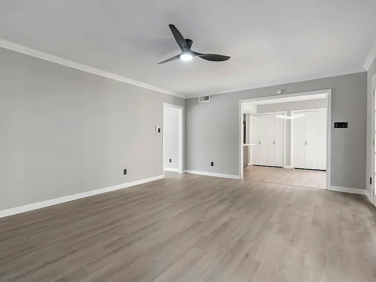 2226 Nantucket Dr — Photo 24
