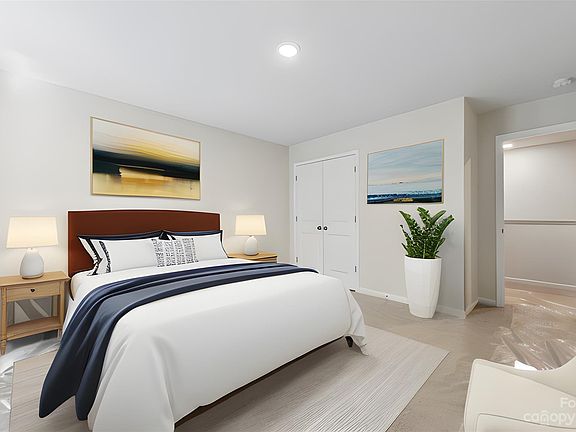 4th image of 122 Red Cedar Ln #5