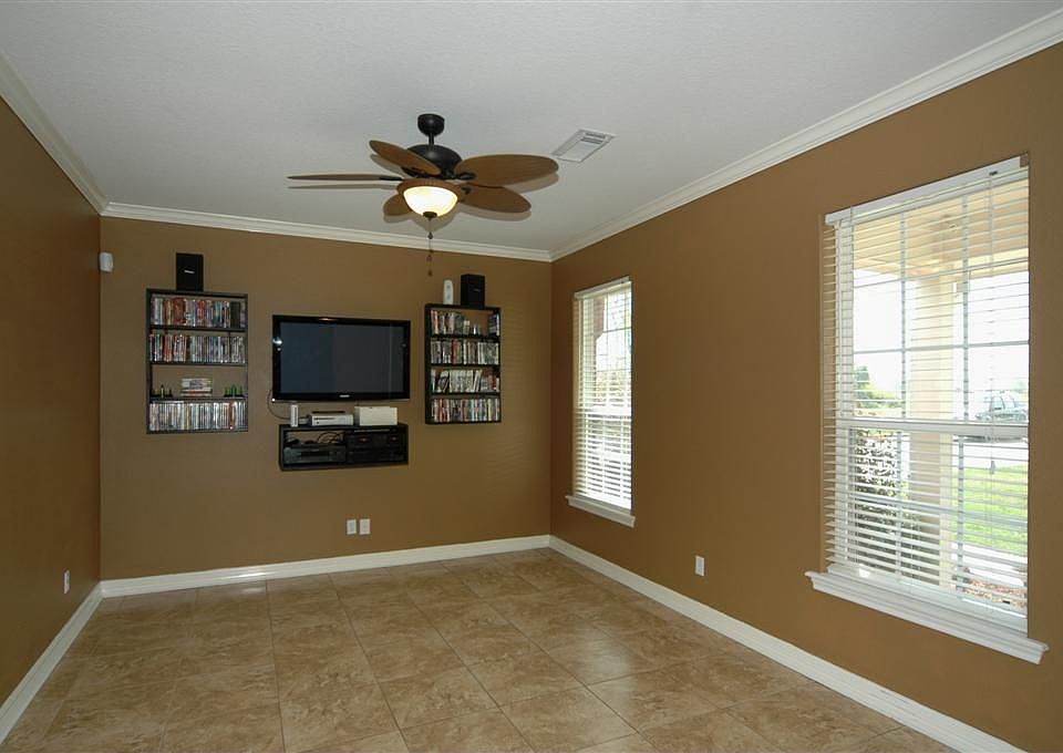 2211 Avenue S, Santa Fe, TX 77510 Zillow