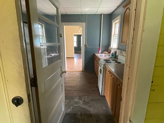 4th image of 13 Holland St