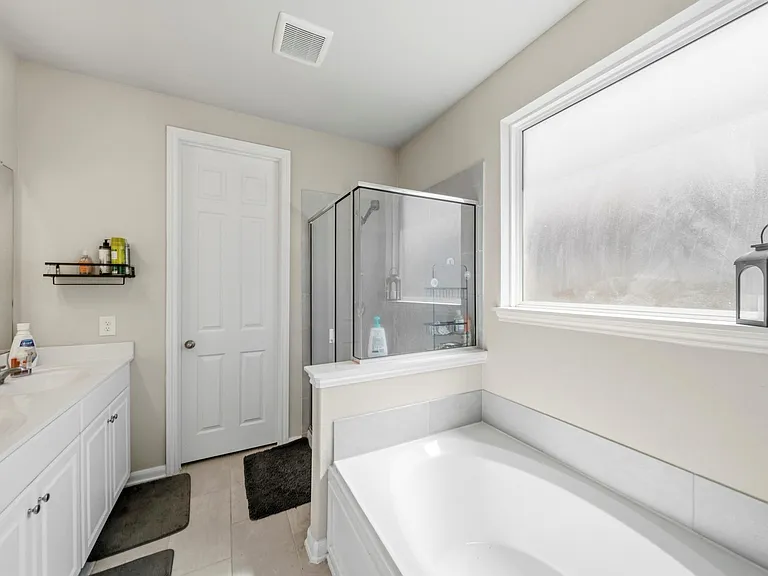 2420 Solaris Bend Dr — Photo 14