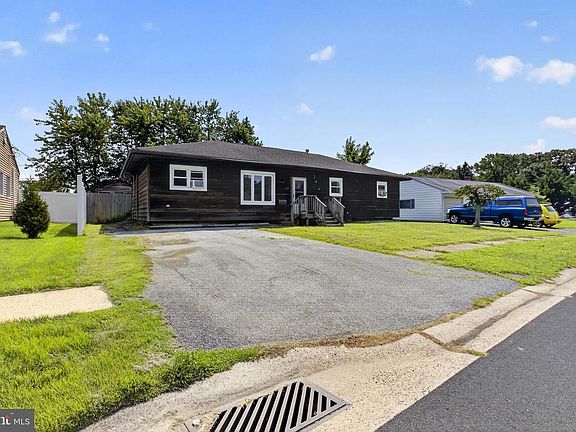 2nd image of 119 Kingswood Rd