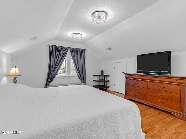 115 Grassmere Ave — Photo 23