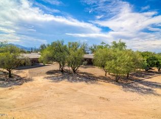 10080 N Quail Ln, Tucson, AZ 85742