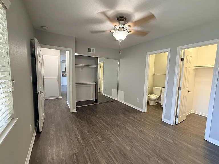 Solara Apartment Homes — Photo 56