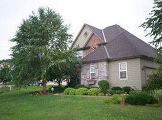 500 SW Oak Wood Ct, Grain Valley, MO 64029
