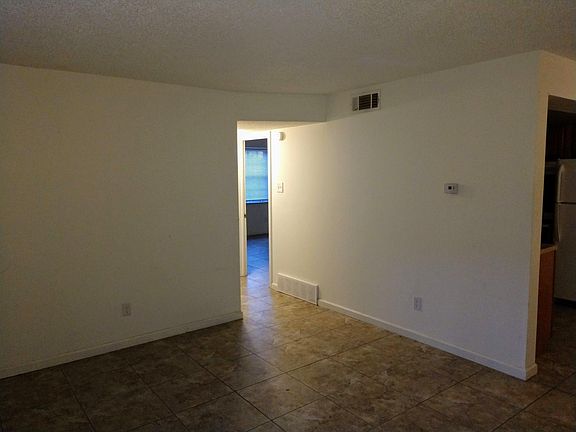 5th image of 6996 Colonial Woods Dr #60