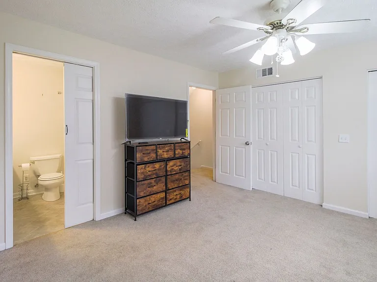 34 Knollwood Cir — Photo 12