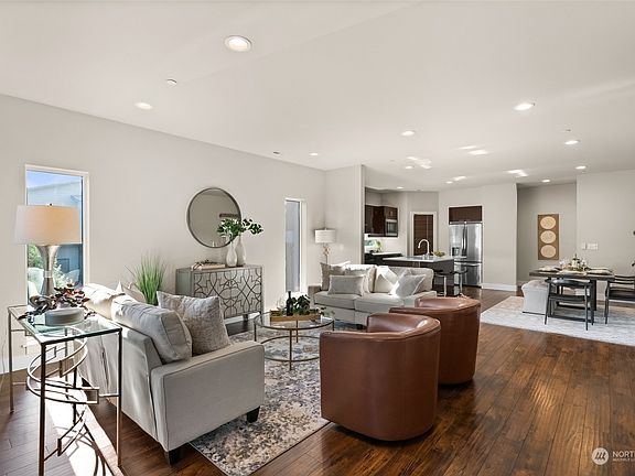 5th image of 5313 49th Street Ct W