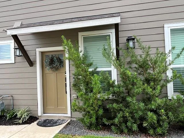 529 Peace Dr — Photo 2
