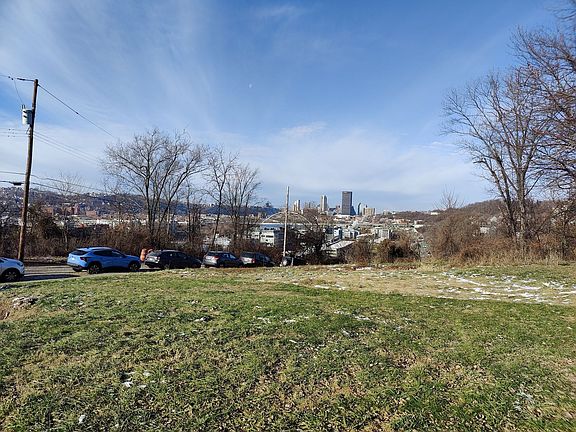 3rd image of 3139 Ward St