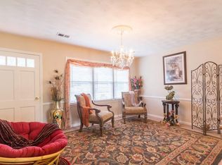 104 Midland Dr, Boiling Springs, SC 29316