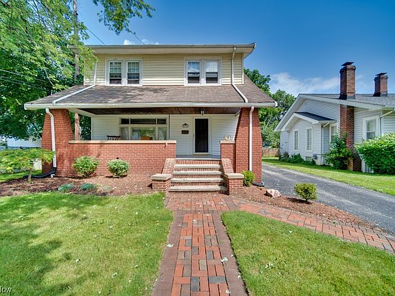 4th image of 20956 Parklane Dr