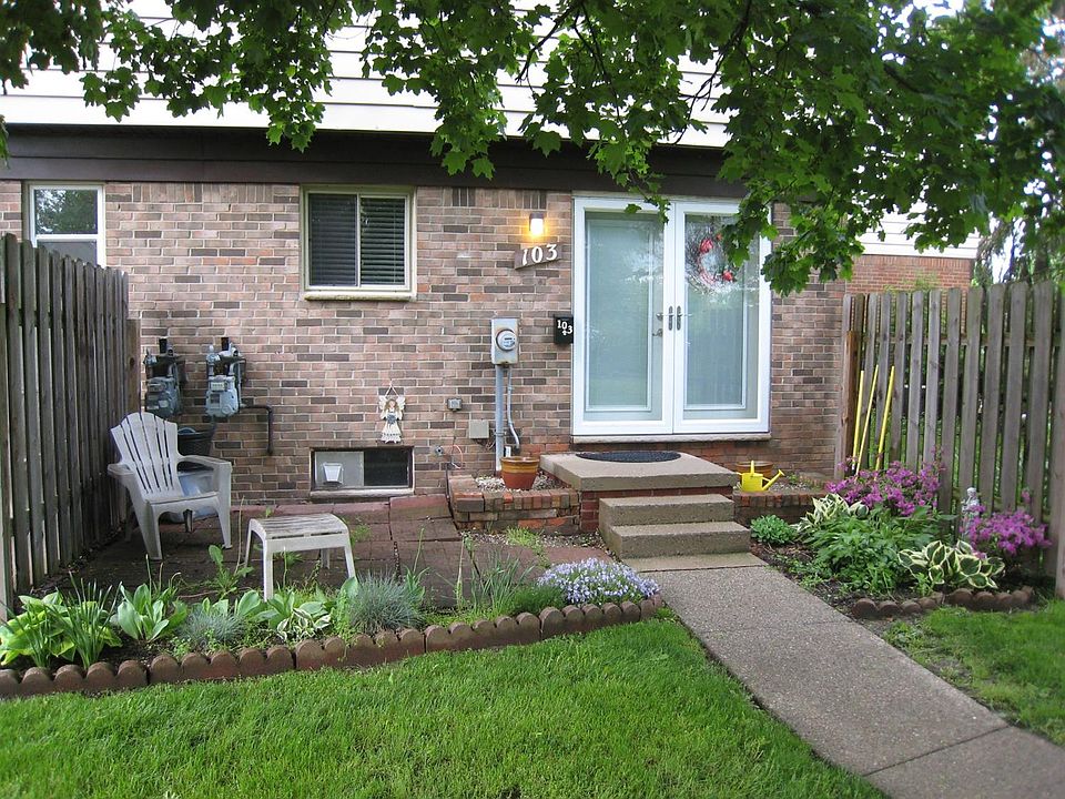 1st image of 103 Sheffield Dr