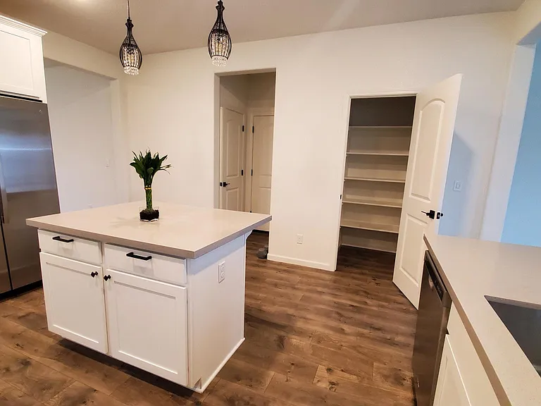 2433 Buzz Aldrin Way — Photo 8