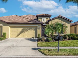 313 Mystic Falls Dr, Apollo Beach, FL 33572