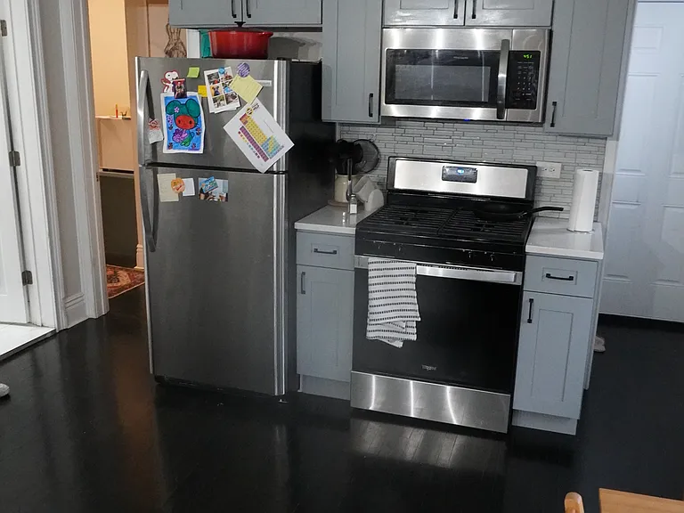 2031 W 23rd St #2 — Photo 17