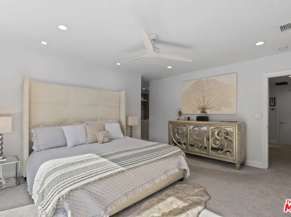 641 Walther Way, Los Angeles, CA 90049